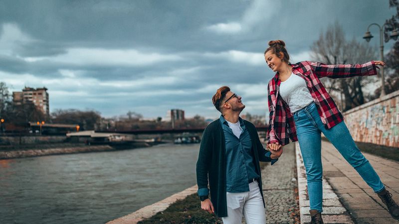 LoviaFlame Dating Site Evaluation: A Guide to Modern Online Romance